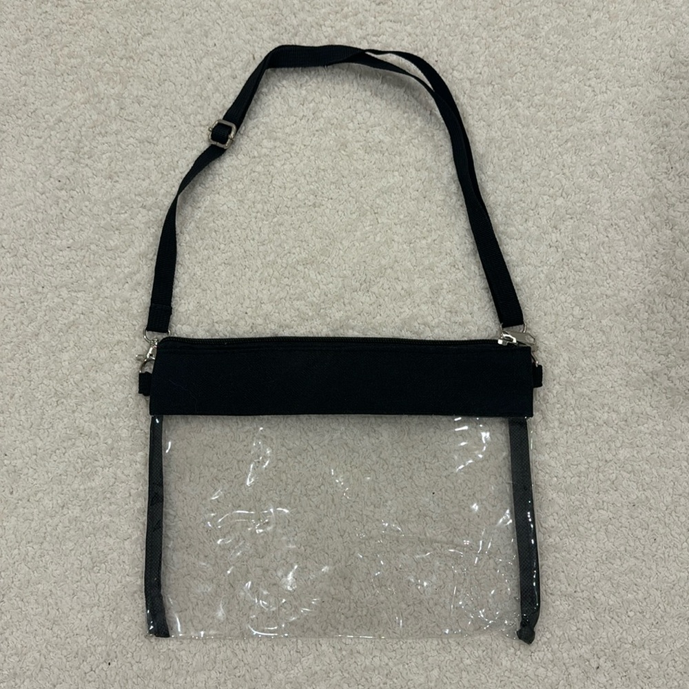 Clear/Translucent Purse - Picture 1 of 7